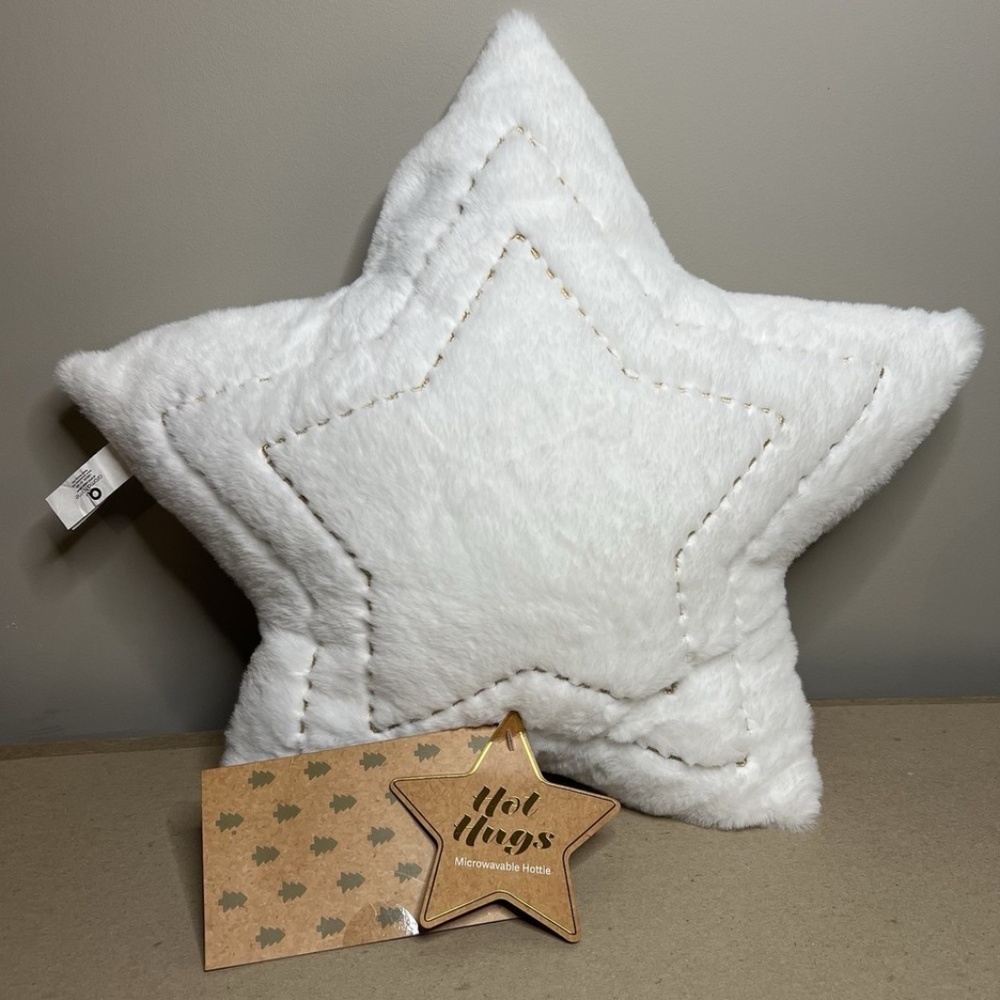 Hot Hugs Microwaveable Cream White Sherpa Star Shaped Throw Pillow NWT